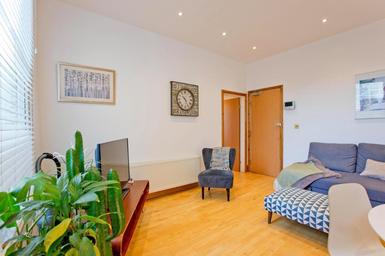 Spacious Highbury Fields 1 Bedroom - Parking By Request Appartamento